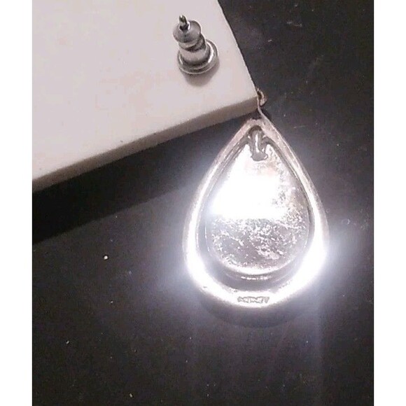 Vintage Monet Teardrop Dangle silvertone/goldtone earrings - Picture 2 of 4